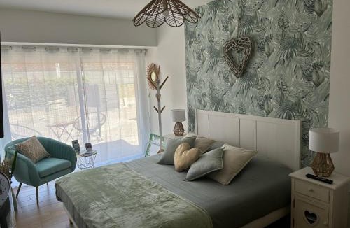Bordeaux-Saint-Clair Bed & Breakfast | La Carola