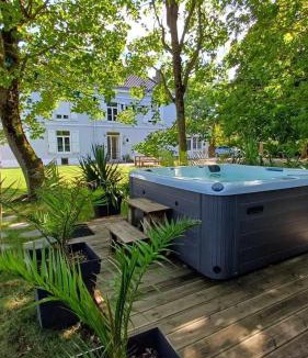 Oye-Plage Bed & Breakfast | La Carte Postale