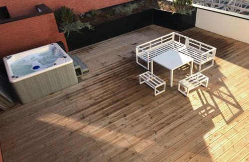 Casselardit Apartment | LA CARTOUCHERIE