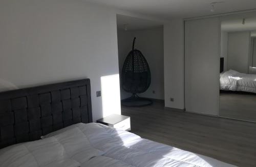 Casselardit Apartment | LA CARTOUCHERIE