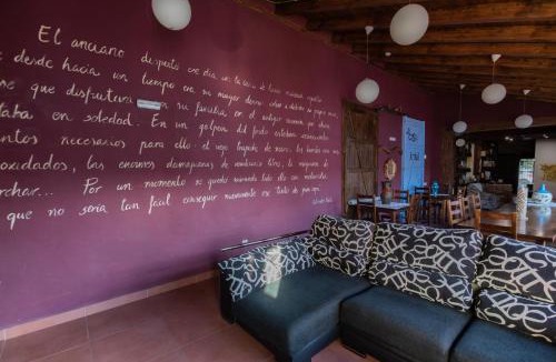 Alcanadre House | La Casa Azul