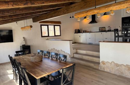 Hita House | LA CASA BLANCA, Padilla de Hita