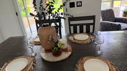 South Tulsa House | La Casa Blanca