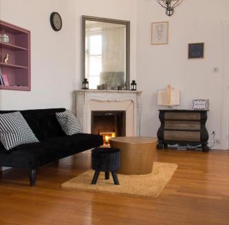 Bourges Apartment | la Casa D'estève