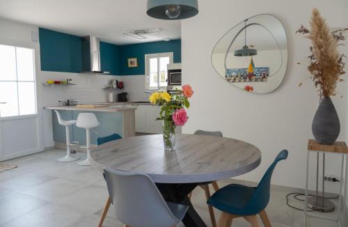 Le Chateau-d'Oleron Villa | LA CASA DE BABOU