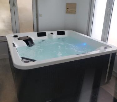 Saint-Romain-de-Colbosc Bed & Breakfast | La Casa des Frangins