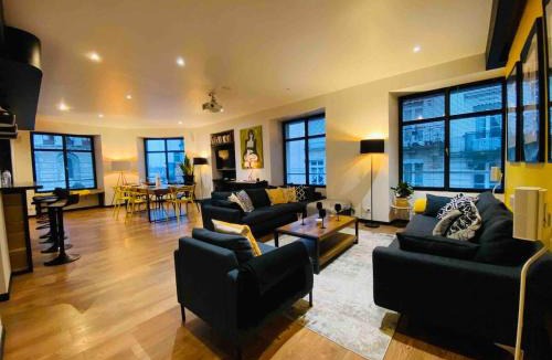 Downtown Angers Apartment | La Casa de l'Aiguillerie - Loft Unique - Hyper Centre-Ville - Parking