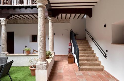 El Romeral House | La Casa de la botica -Casa Rural El Romeral de Toledo