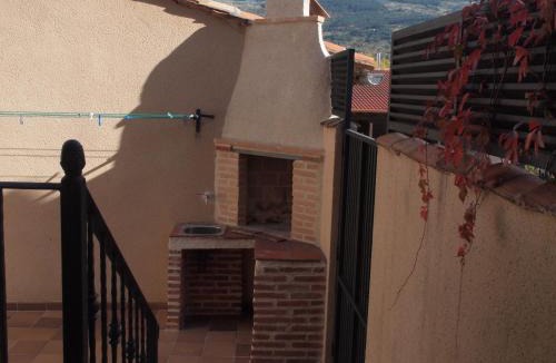 Casla House | LA CASA DE LAS AZAS