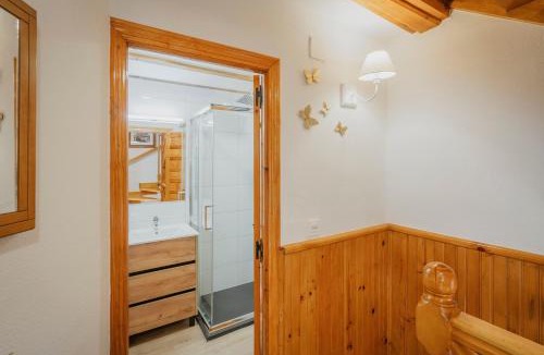 Llanaves de la Reina House | La Casa De Sara