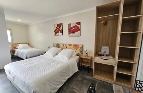 Sigean Bed & Breakfast | La Casa del Arti - Hôtellerie & Spa - Centre bien-être et Piscine chauffée