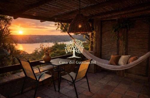 Tequesquitengo Hotel | La Casa del Guamúchil