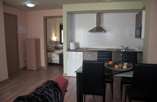 Acedo Apartment | LA CASA DEL REBOTE