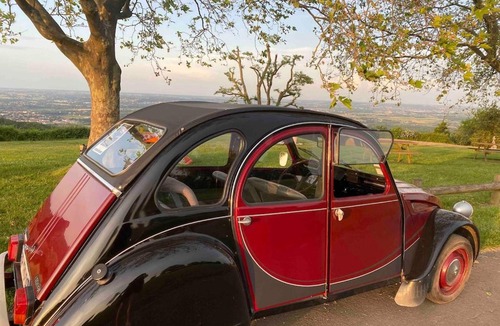 Charnay Apartment | La Casa Dorée