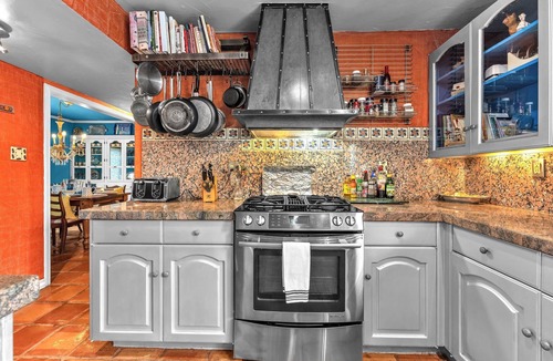 Oak Park - Northwood House | La Casa-Elegant, Designer Estate-Paradise only 5 Minutes from Airport