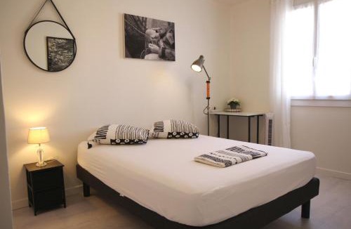 Thuir House | La Casa Felice