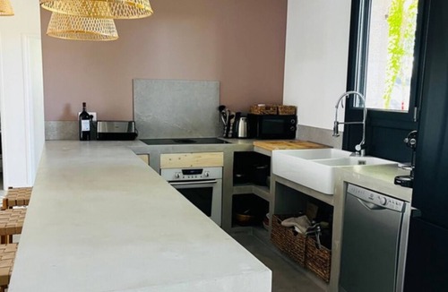 Sainte-Helene House | "La Casa M