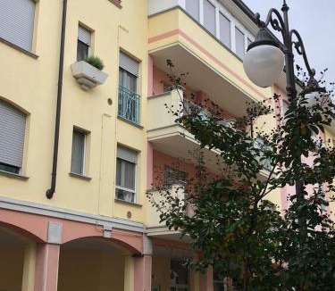Lacchiarella Apartment | La Casa nel Borgo