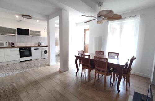 Opoul-Perillos House | La Casa Rosa
