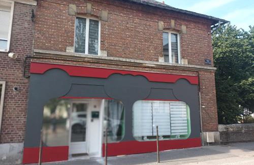 La Fere Apartment | LA CASA VERDE