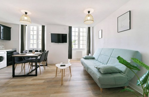 Laval Apartment | La Casa - Wifi - 500m centre-ville