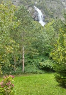 Vernayaz Hotel | La Cascade