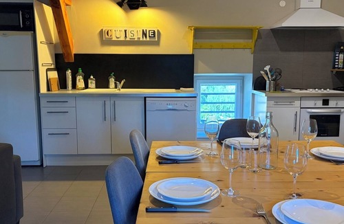Vallon-Pont-d'Arc Apartment | 🌿 La cascade, gîte 100 m2, village center, in renovated house with 4 gîtes