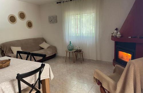 Alfara de Carles House | La CasetaBlanca del Toscar