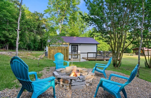 Hochatown Cabin | La Casita - 8 Acres w/Creek