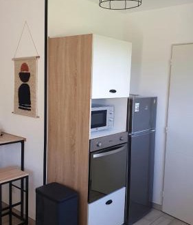 Chasseneuil-du-Poitou House | La Casita