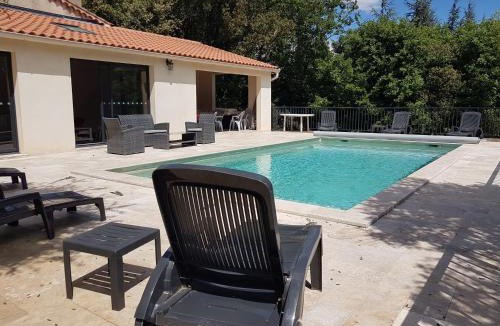Saint-Laurent-La-Vernede Villa | La Casita villa climatisée avec piscine prés d'Uzes