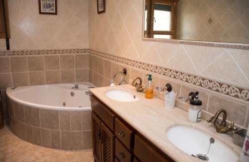 Palazuelos de Eresma House | La casona de isa