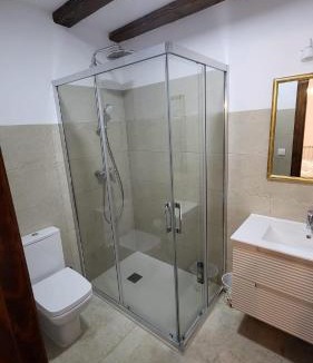 Cardenete House | La Casona de Roser