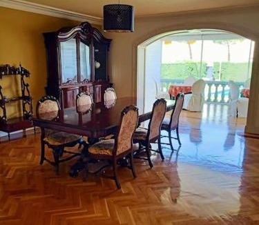 Los Negrales Villa | La Casona Imperial