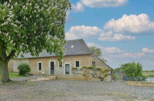 Auvers-sous-Montfaucon House | La Cassine - Maison du 18e siècle