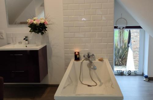 Arnage Bed & Breakfast | La Catiniere