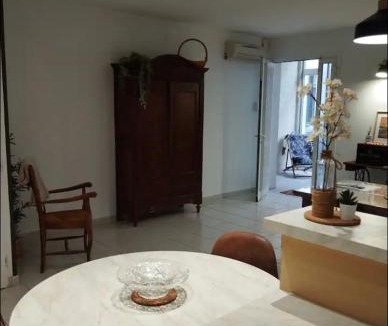 Peyriac-de-Mer Apartment | La cave à Papé