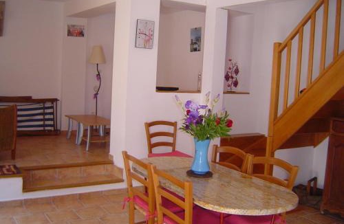 Gardie House | La cave de jean