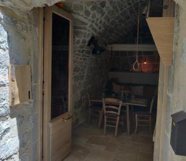 Vogue Apartment | La cave des amoureux