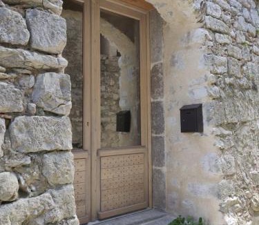 Vogue Apartment | La cave des amoureux