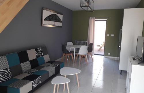 Pontorson Villa | La Cave "La Villa Saint Martin"