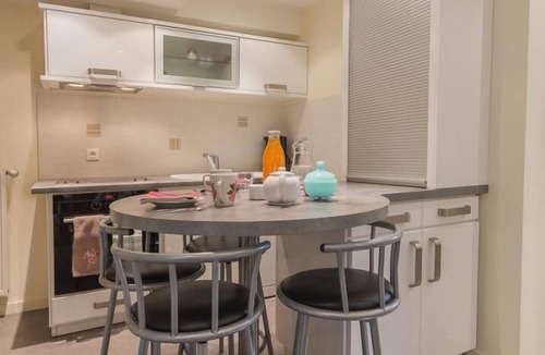 Mercury House | LA Cave - Mercury - Gîte