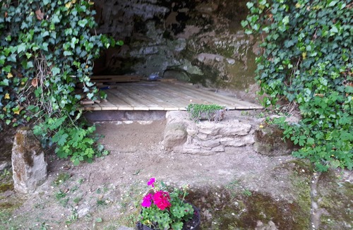 Chatillon-Saint-Jean House | LA CAVE - STONE BUILDING