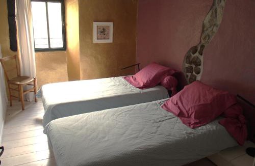 Saint-Prix Bed & Breakfast | La Cerisaie,B&B