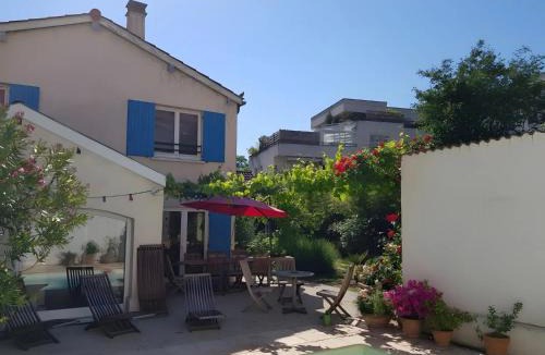 3rd Arrondissement Bed & Breakfast | La Cerisaie