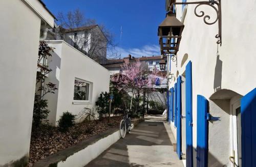 3rd Arrondissement Bed & Breakfast | La Cerisaie