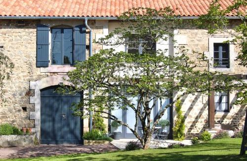 Piegut-Pluviers Villa | La Châtaigne