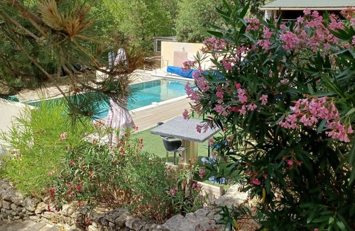 Saint-Paul-Trois-Chateaux Villa | La Chênaie