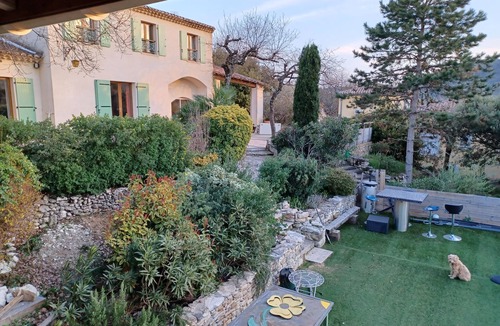 Saint-Paul-Trois-Chateaux Villa | La Chênaie