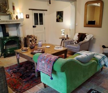 Montbizot House | La Chabossière